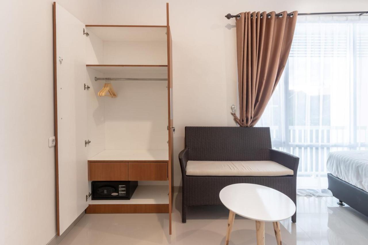 Omah Manis Hostel Yogyakarta Bagian luar foto