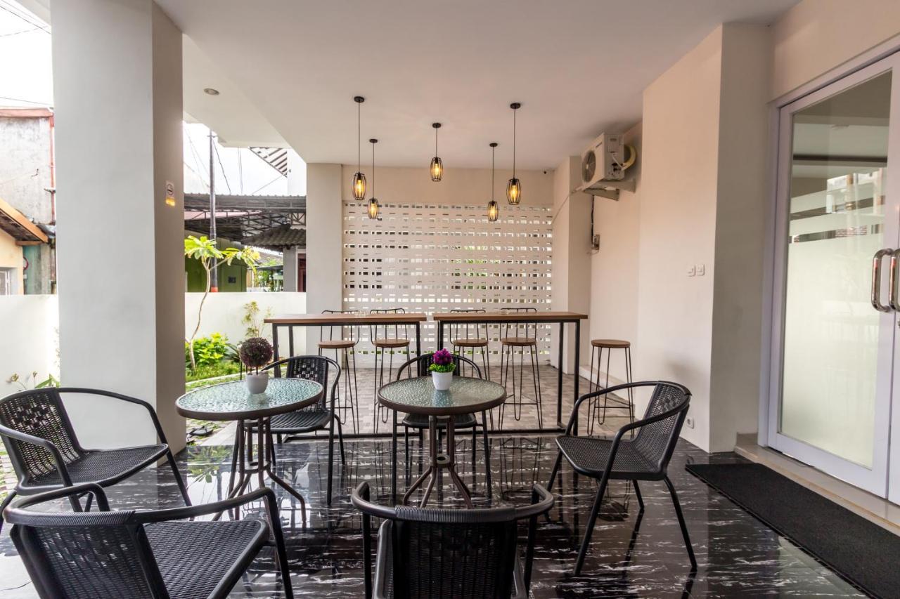 Omah Manis Hostel Yogyakarta Bagian luar foto